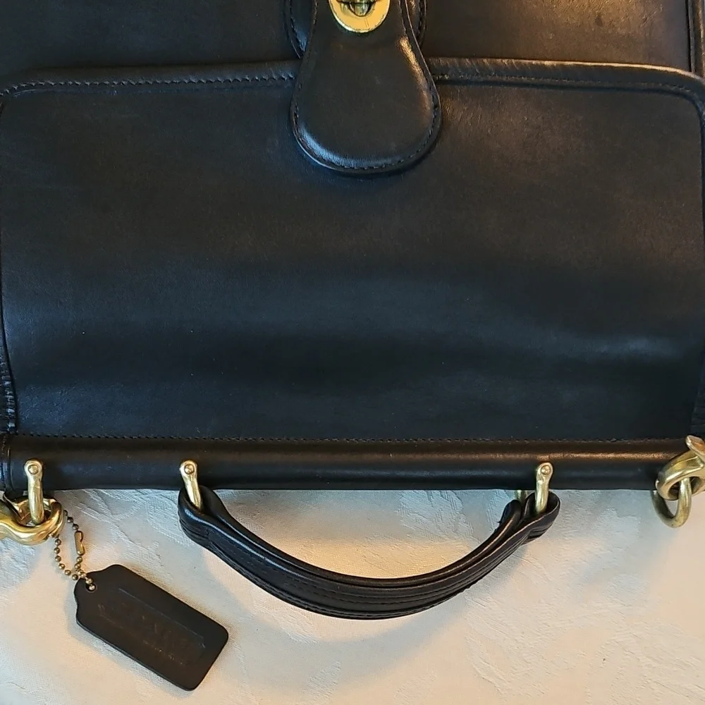 Coach Vintage Willis Black Leather Bag - Picture 2 of 14